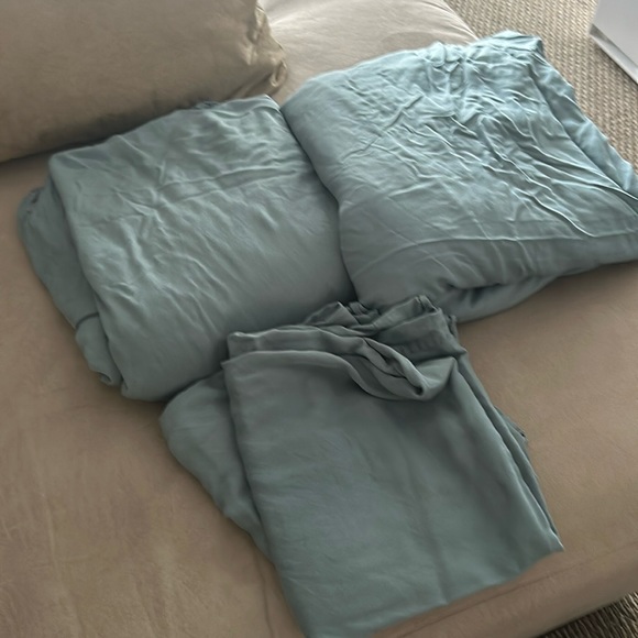 cariloha Bedding Cariloha Classic Bamboo Sheet Set Poshmark